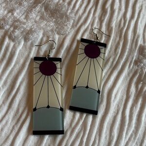 Chic Black and Purple Sunburst Earrings